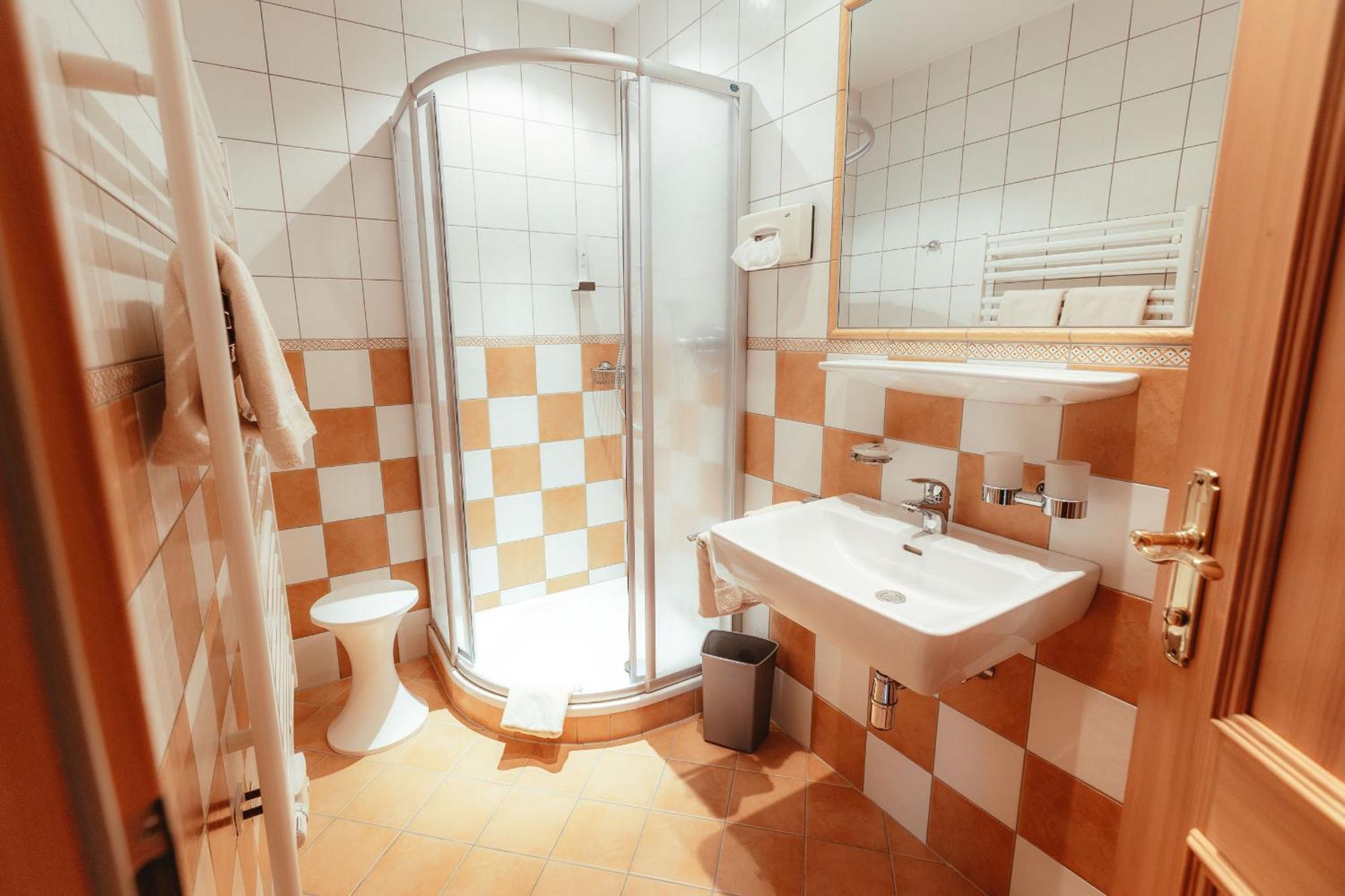 Hotel Gasthof Walcher Дорфгаштайн Экстерьер фото